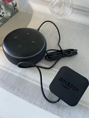 Amazon Echo Dot Smart Speaker in Black with Power Adapter
